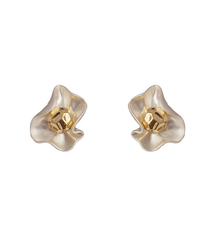 Elegant White Copper Overgild Floral Stud Earrings YD027
