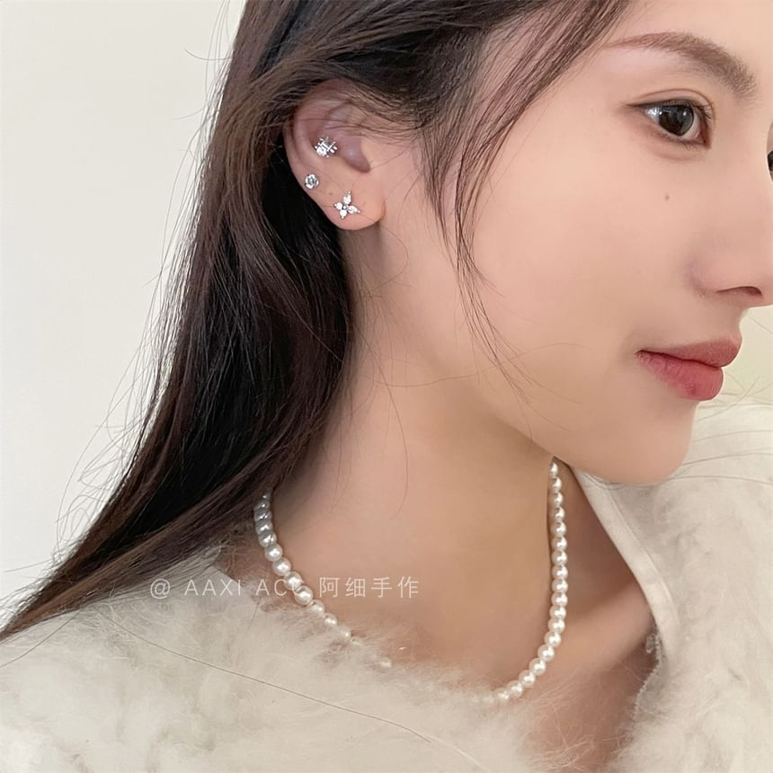 Rhinestone of 4: Set Stud Earring