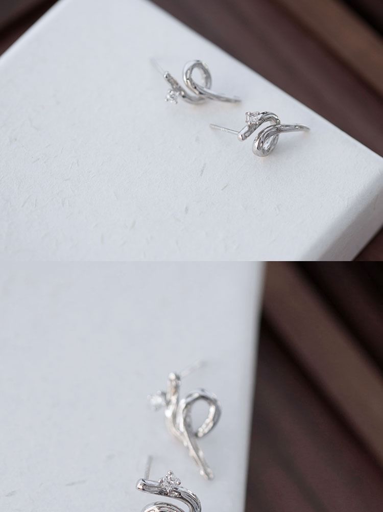 925 Sterling Silver Earring Stud