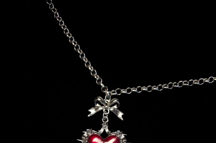 Alloy Necklace Heart Pendant Cross