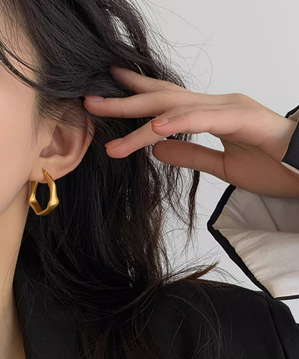Earrings Oversize Gold Metal Hoop