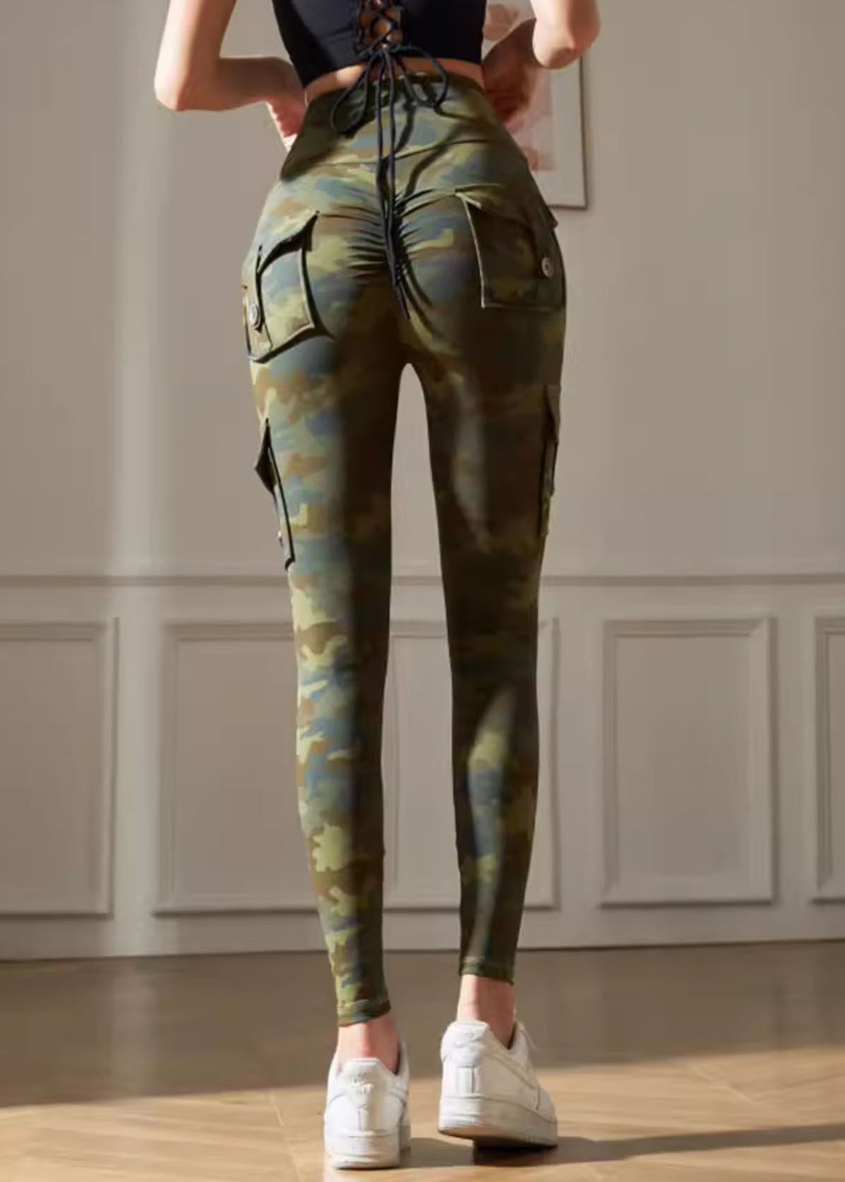 Capri Butt Yoga Green Print Unique Leggings Gym Scrunch