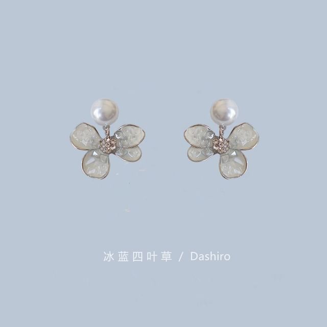 / Pearl Drop Crystal Alloy Butterfly Floral Earring Faux