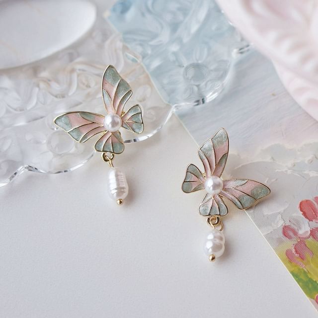 Drop On / Faux Enamel Clip Earring Butterfly Pearl