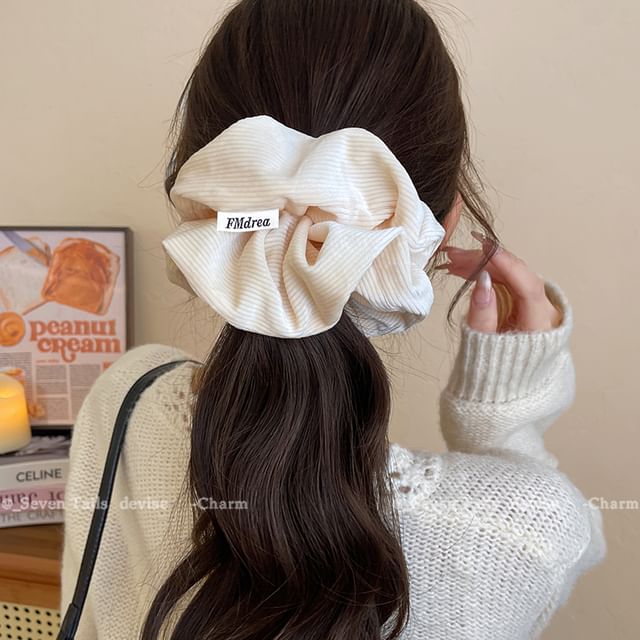 Scrunchie Label Lettering Striped