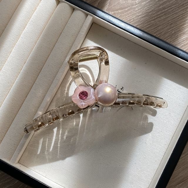 Pearl Acrylic Hair Faux Claw Flower