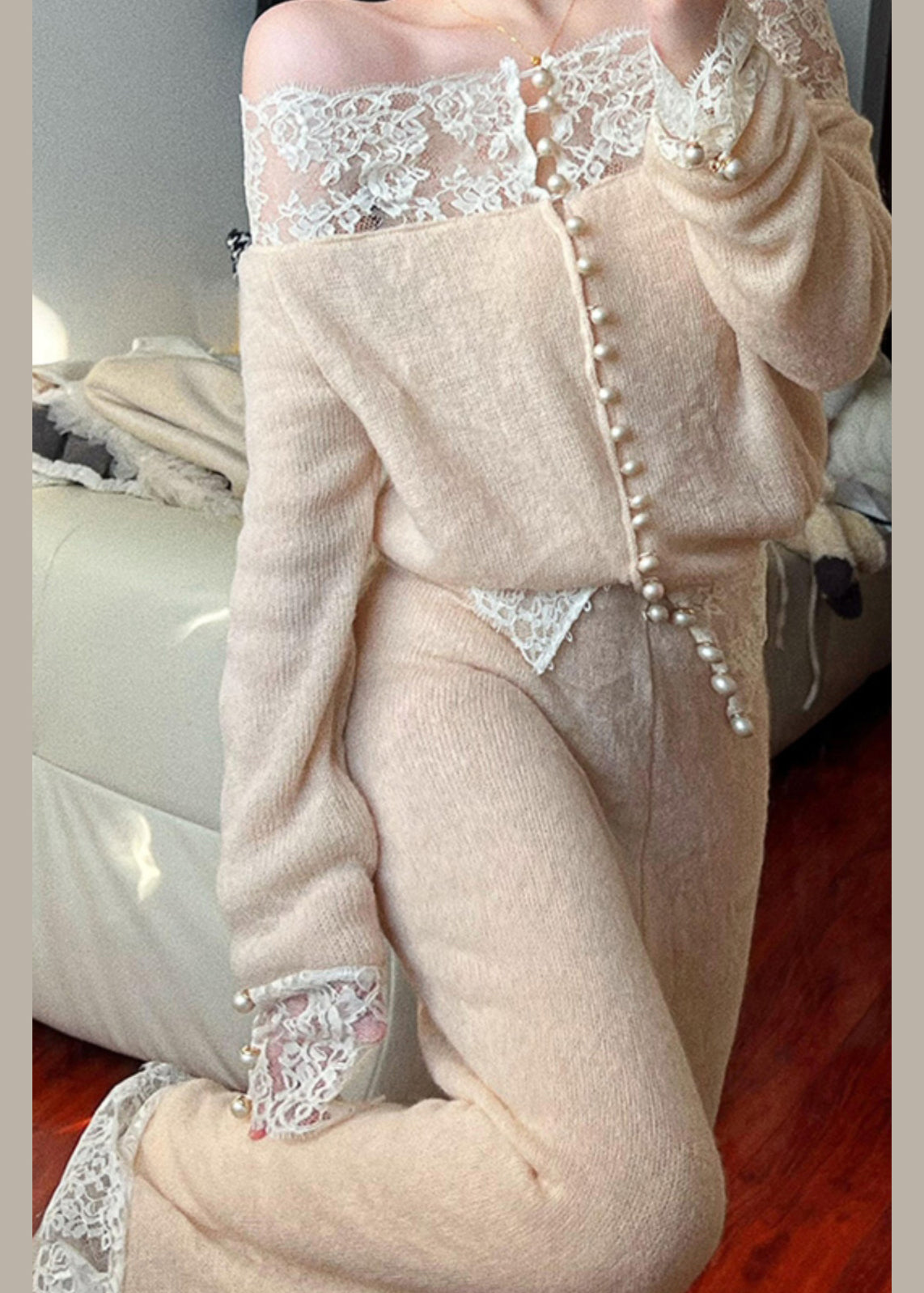 Two Apricot Piece Knit Set Slash Patchwork Lace Neck Suit Fine