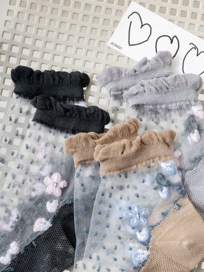 Flower Pairs Jacquard Artsy Lace Socks Women 3