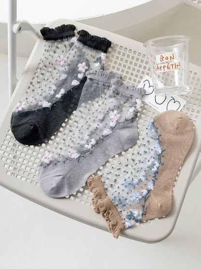 Flower Pairs Jacquard Artsy Lace Socks Women 3