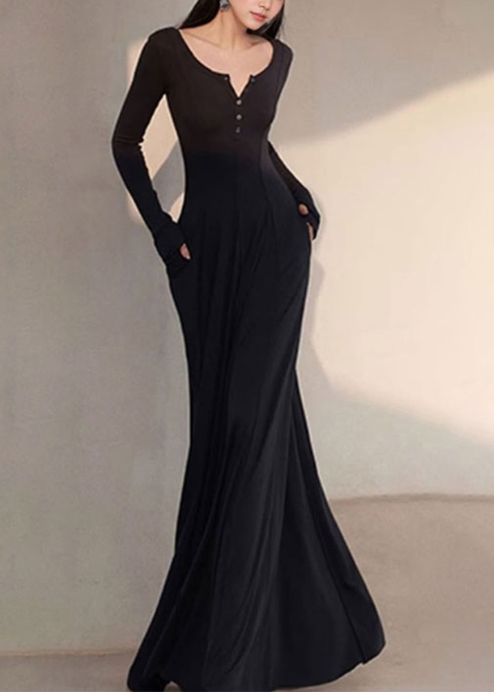 V Spring New Long Fit Black Dress Slim Simple Neck Cotton