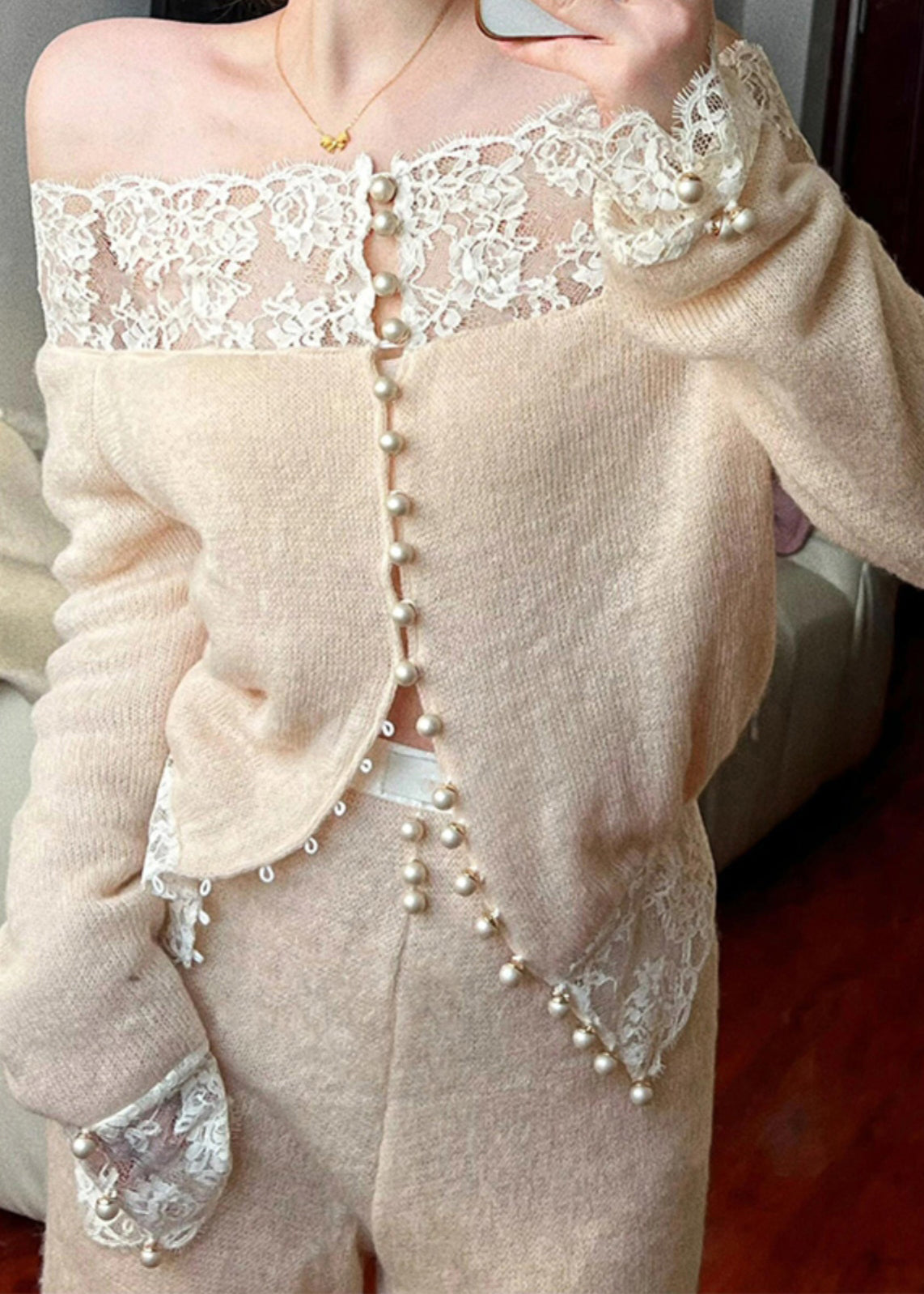 Two Apricot Piece Knit Set Slash Patchwork Lace Neck Suit Fine