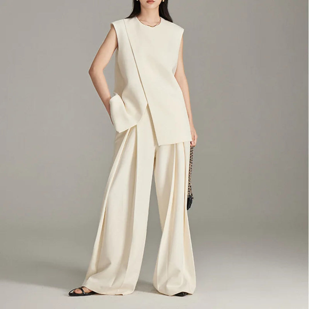 Modern Sleeveless Slit Tunic Top Hem O-neck Cream