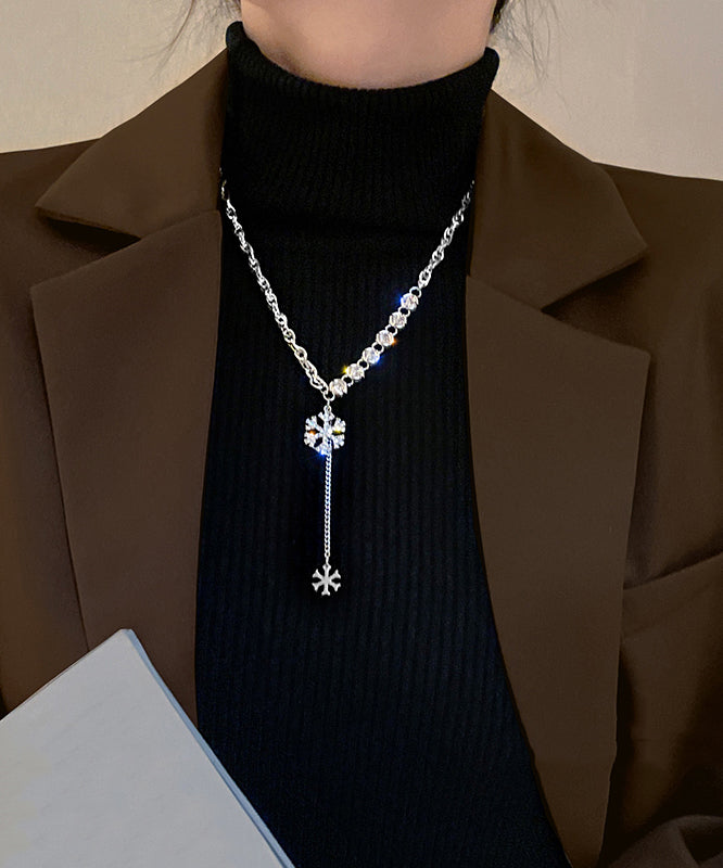 Pendant Alloy Necklace Beautiful Snowflake Silk Zircon