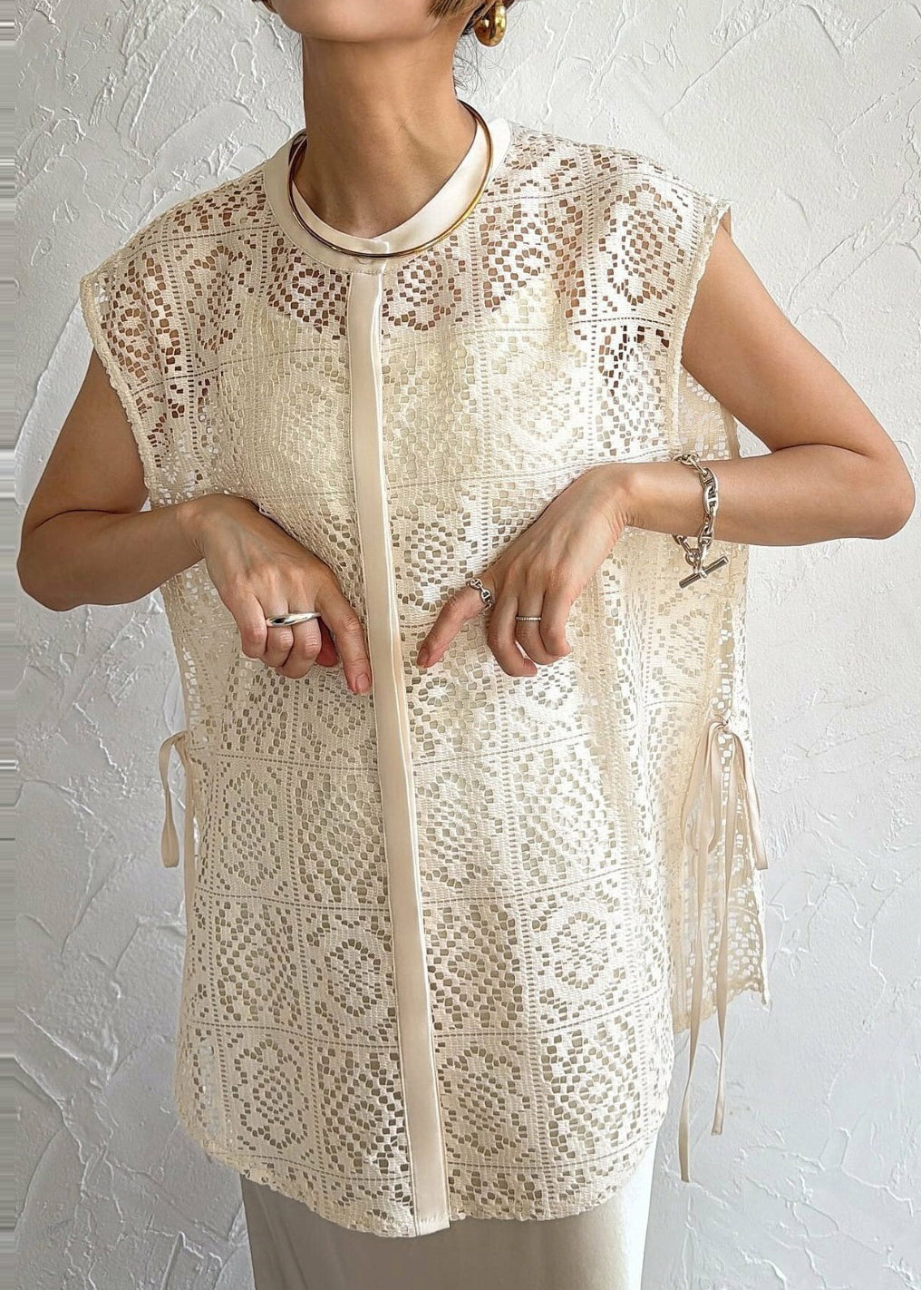 Sleeveless Vests Hollow Up Oversized Lace Out Beige