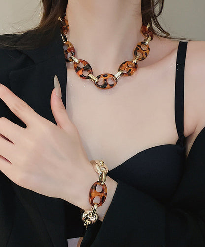 Collar Bohemian Coffee Acrylic Hollow Necklace Alloy Out