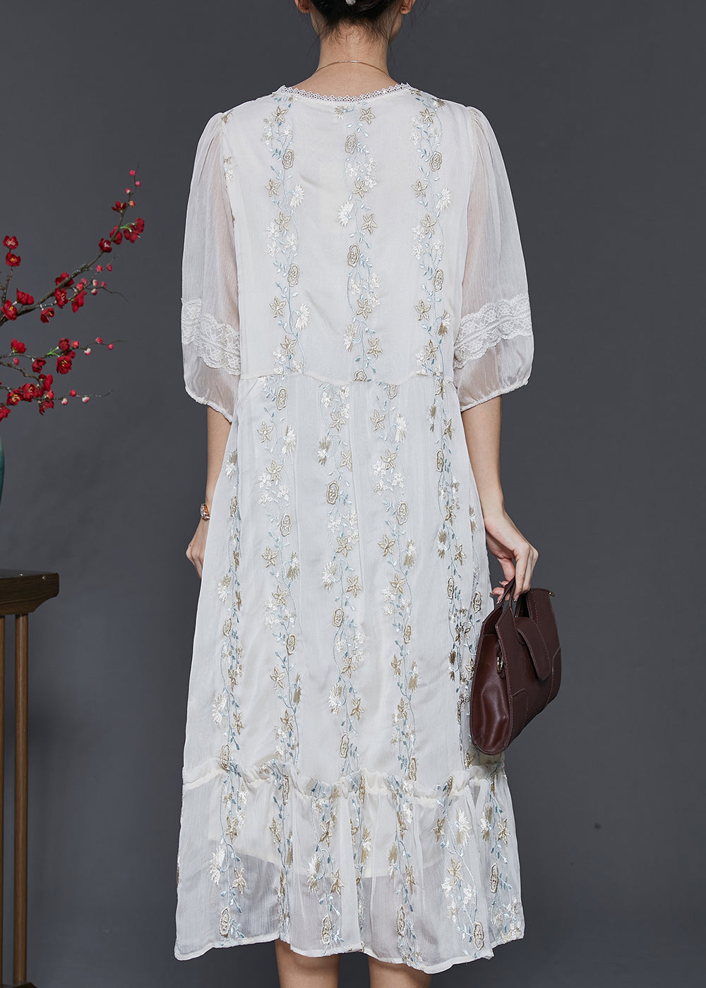 Boutique White Embroidered Patchwork Lace Silk Dresses Summer SD1067