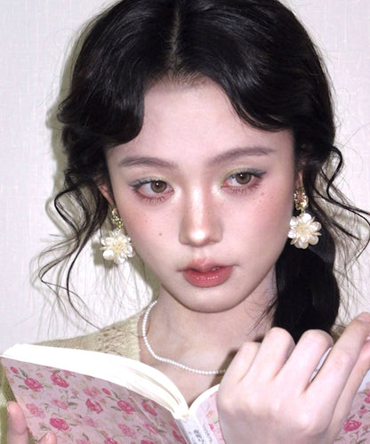 Gold Chic Drop Alloy Copper Resin Floral Earrings