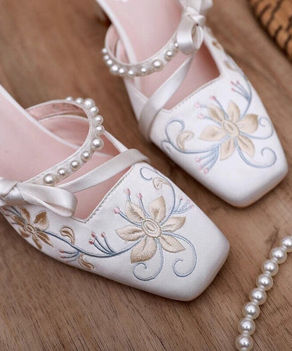 Chinese Style White Satin Embroidery High Heel Slippers DD1019