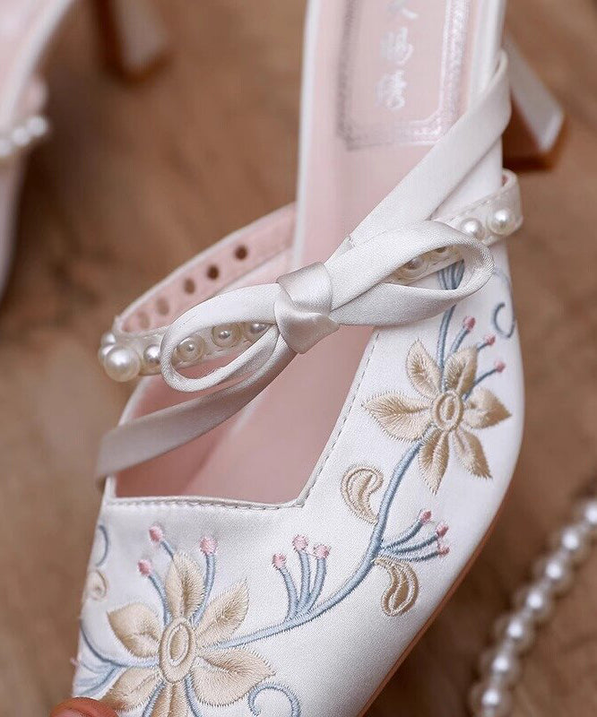 Chinese Style White Satin Embroidery High Heel Slippers DD1019