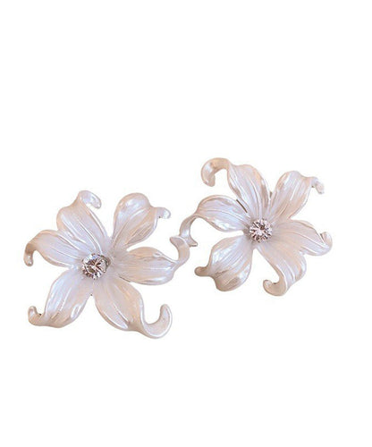 Elegant White Floral Zircon Stud Earrings II005