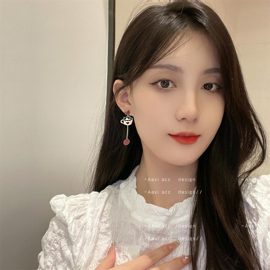 Clip-On Cat / Drop Asymmetrical Earring