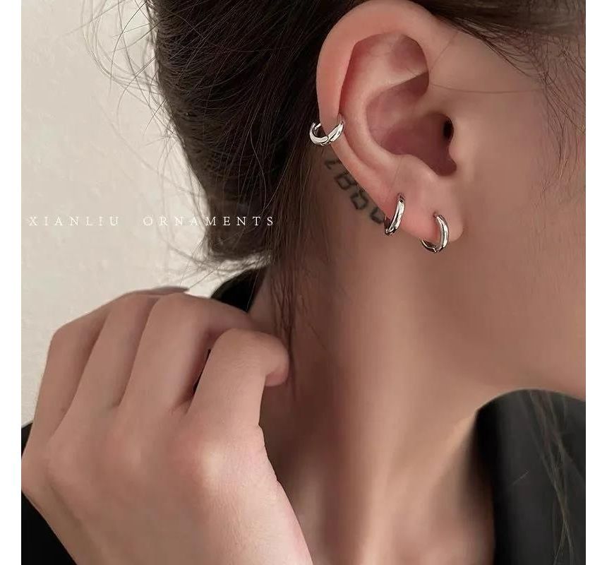 Alloy Hoop Polished Earring
