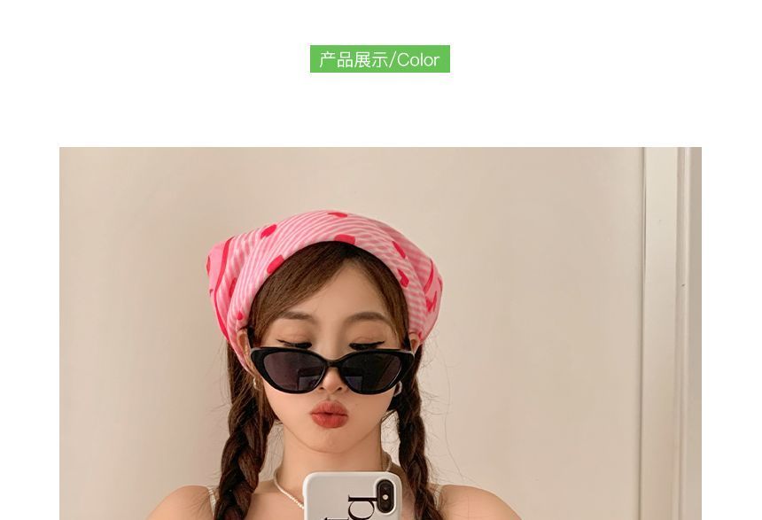 Sunglasses Cat Eye / Heart Headkerchief Print