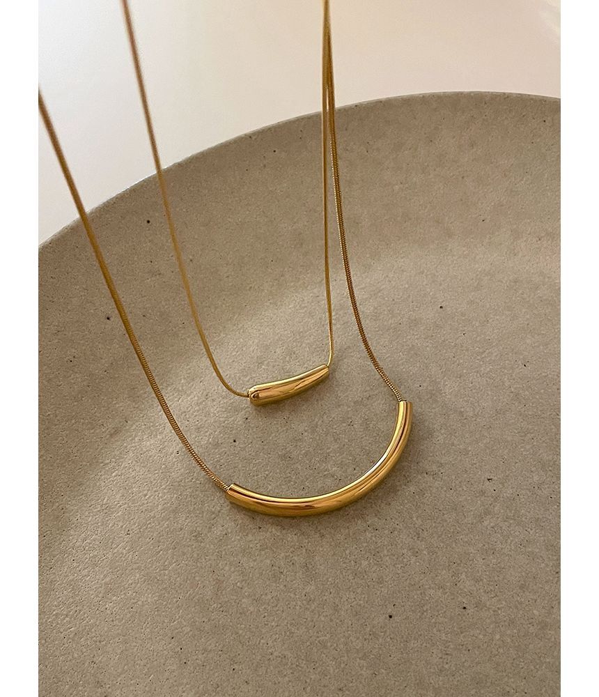 Necklace Pendant Curve