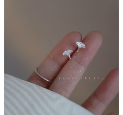 Stud Silver Earring Leaf