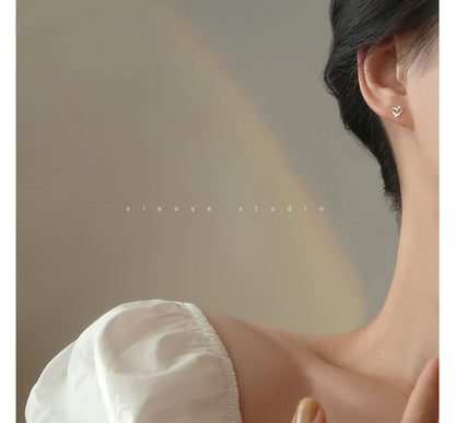 Earring Heart Silver Stud