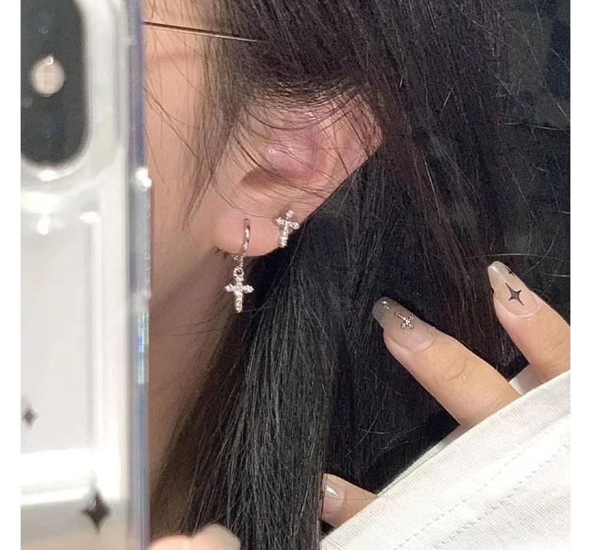 Rhinestone Asymmetrical Drop Earring Cross Alloy