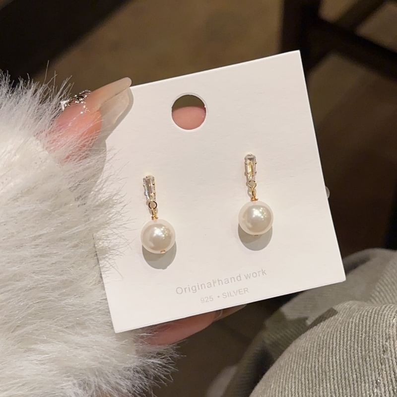 Drop / Earring Clip-On Faux Pearl