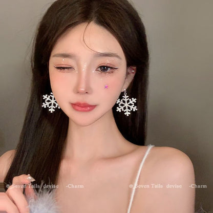 Tree / Snowflake Fluffy Drop Chandelier Set Christmas Choker Earring Bracelet