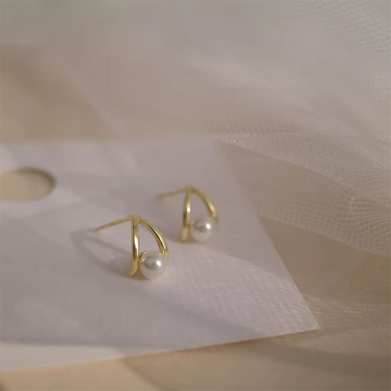 Sterling Faux Earring Pearl Silver Stud