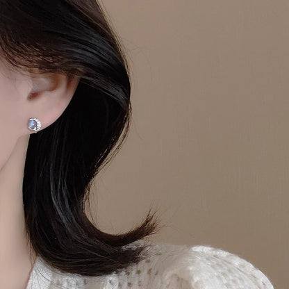 Stud Moon Sterling Silver Earring