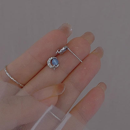 Stud Moon Sterling Silver Earring