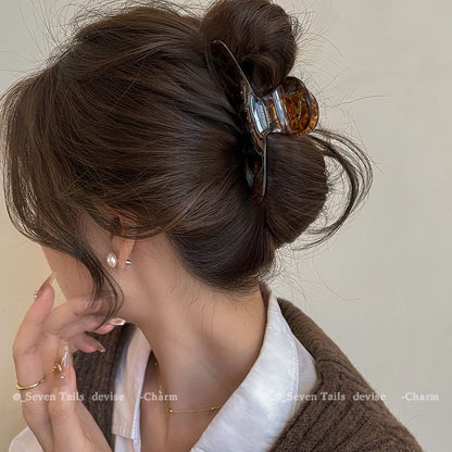 Acrylic Hair Lettering Claw