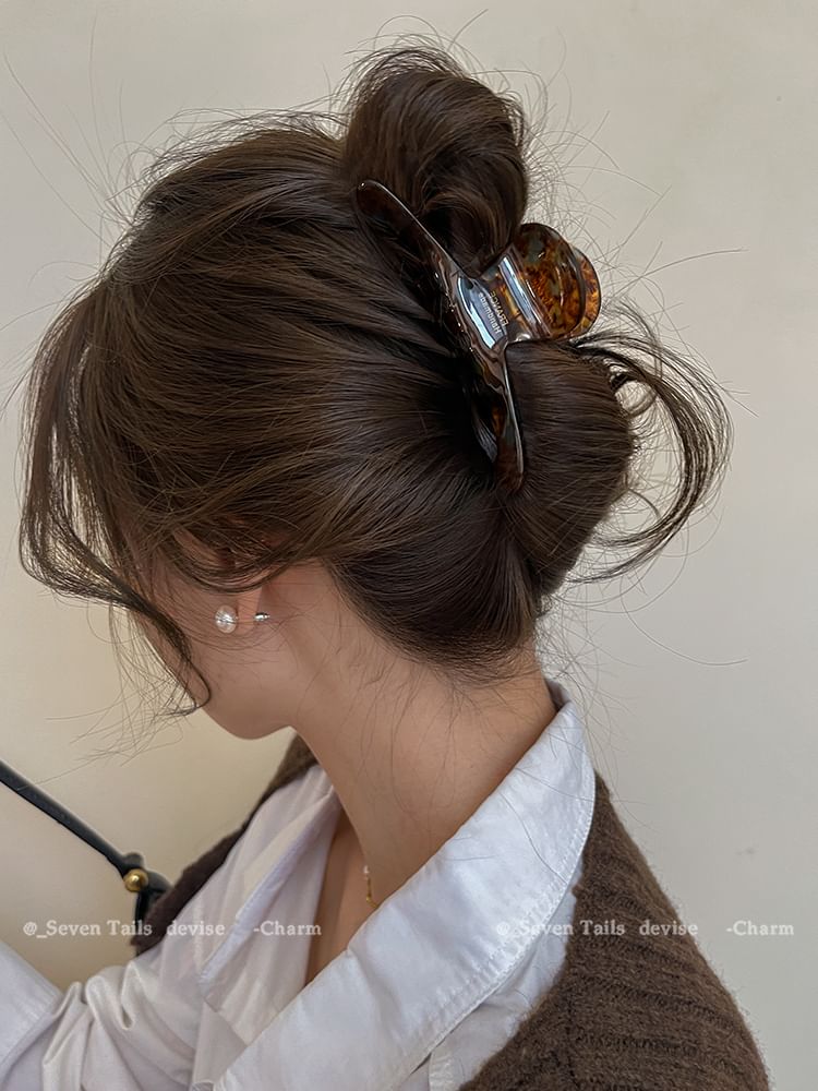 Acrylic Hair Lettering Claw