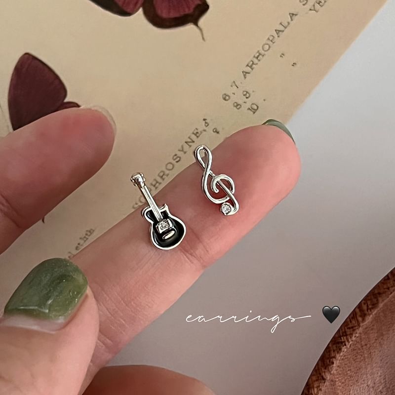 Stud Ear Sterling Silver Asymmetrical