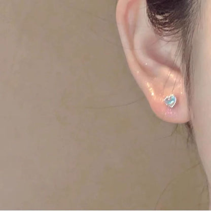 Heart Stud Ear