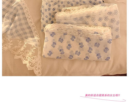 Trim Designs) Head Plaid Lace Triangle Scarf (Various