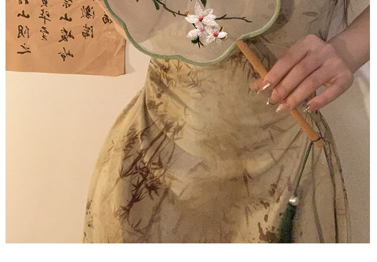 / Print Tassel Hand Embroidered Fan