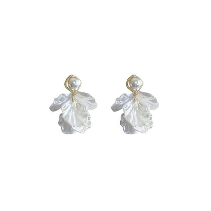 Petal Chandelier Earring Pearl Faux Alloy