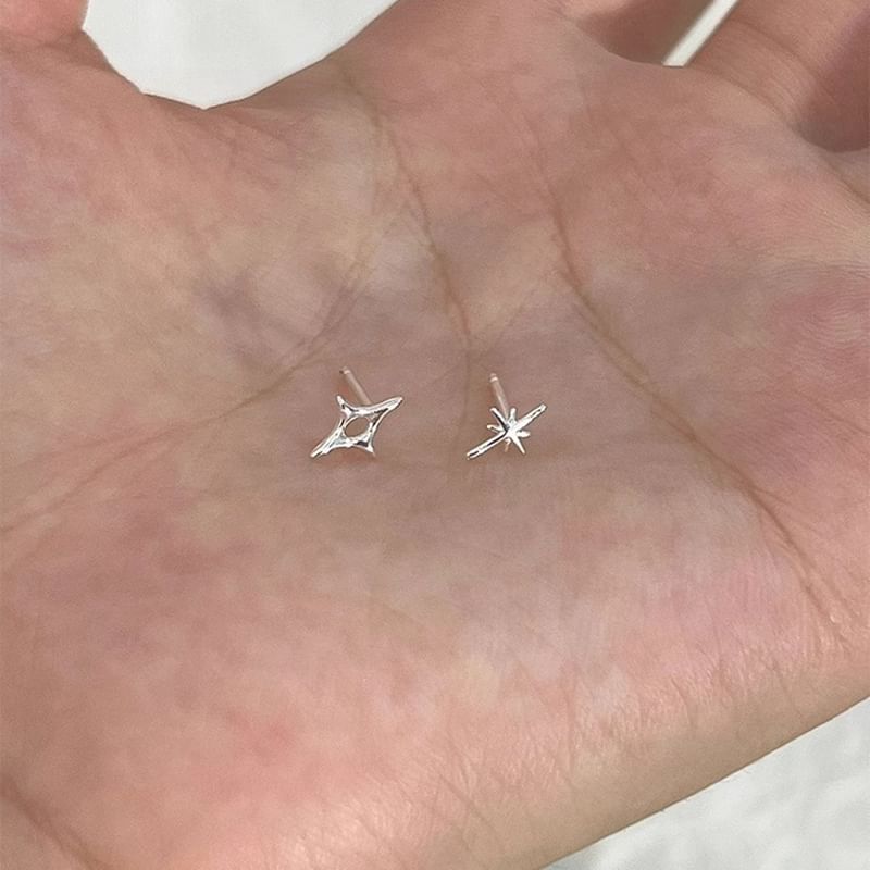 Asymmetrical Star Earring Stud