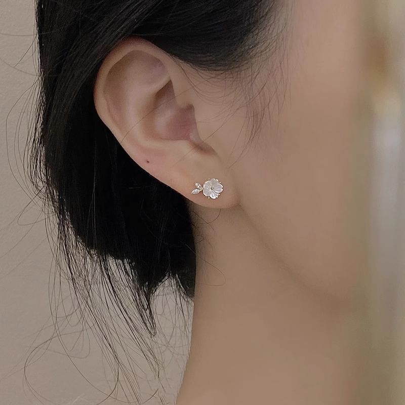 Flower Earring Stud