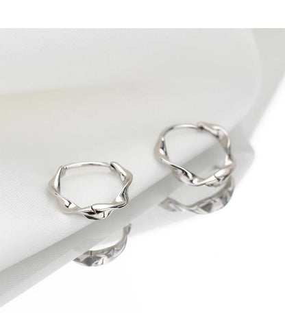 Sterling Earring Wavy Silver Hoop