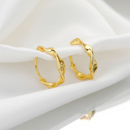 Sterling Earring Wavy Silver Hoop