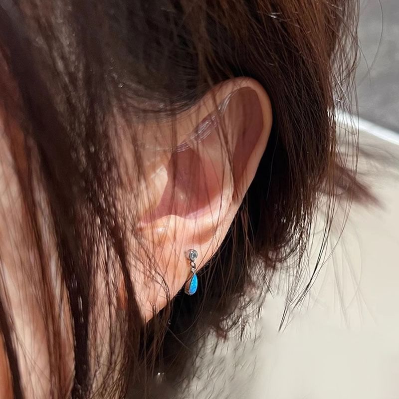 Ear Waterdrop Stud