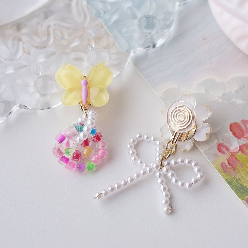 Drop Earring / On Flower Beaded Clip Asymmetrical