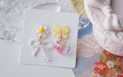 Drop Earring / On Flower Beaded Clip Asymmetrical